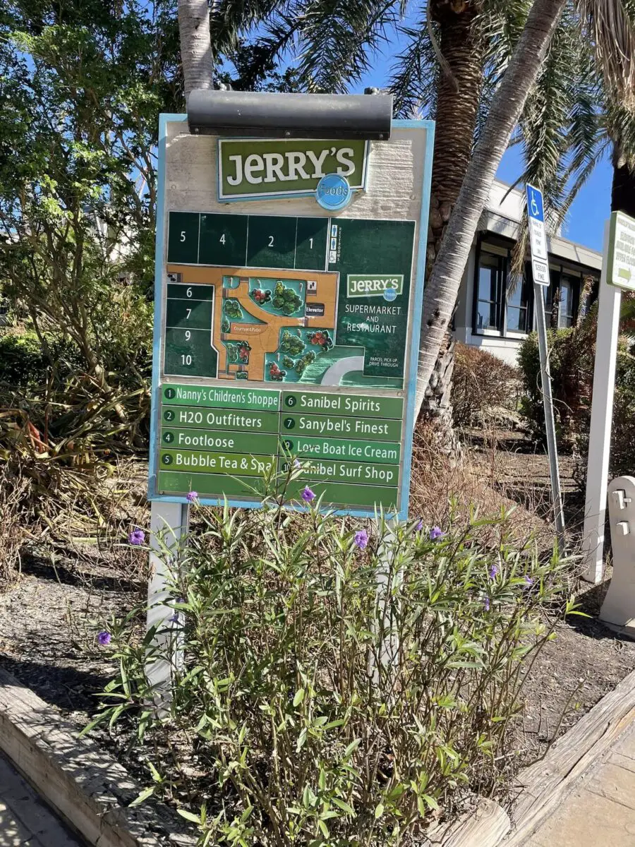 Jerry's Foods open after hurricane Ian